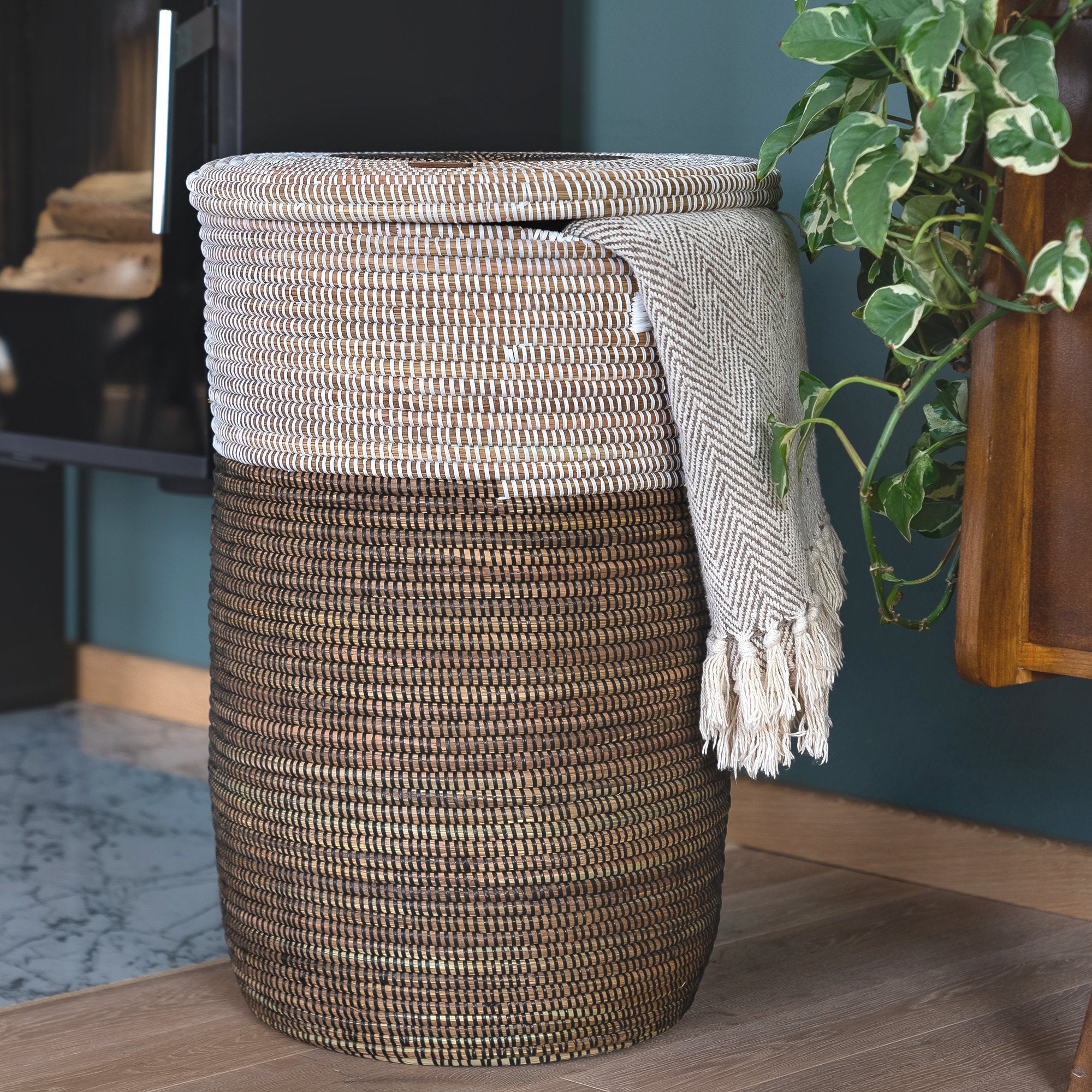 XXL laundry basket with flat lid – Fakoly