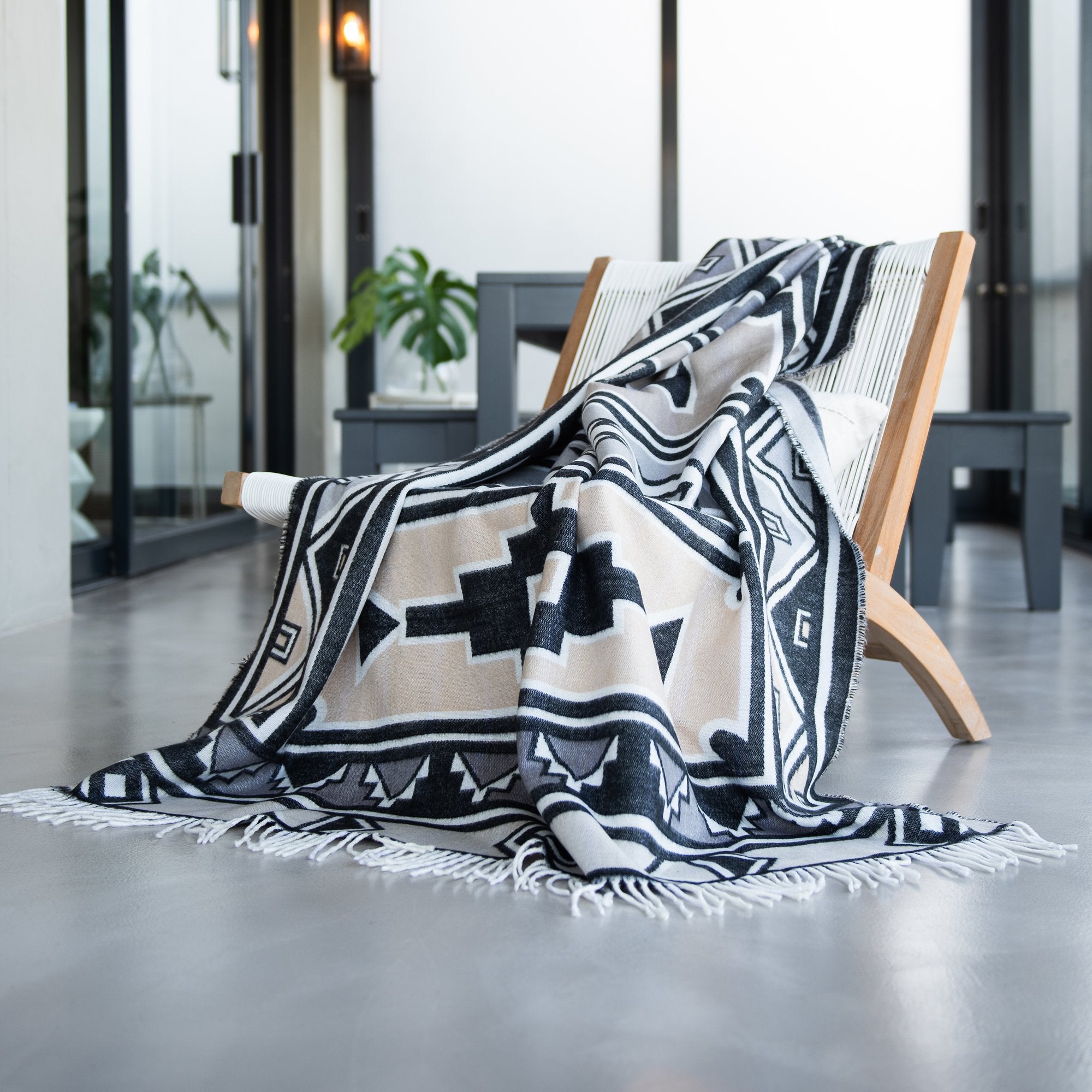 Cozy African blanket - Ndebele - 180 x 140 cm